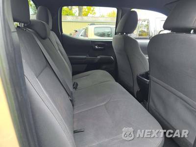 2017 Toyota Tacoma TRD Off-Road Crew Cab Medium Bed - zdjęcie 16 z 24 - miniatura
