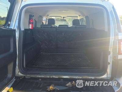 2007 Toyota FJ Cruiser w/Rear Doors - zdjęcie 14 z 28 - miniatura