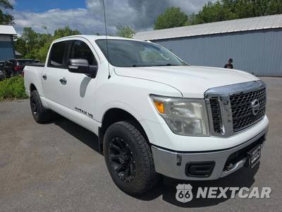 2018 Nissan TITAN SV Crew Cab Short Bed - zdjęcie 4 z 22 - miniatura
