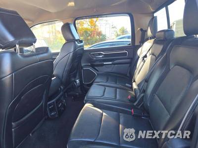 2019 Ram 1500 Laramie Crew Cab Short Bed - zdjęcie 13 z 21 - miniatura
