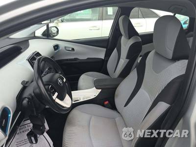 2017 Toyota Prius Three - zdjęcie 6 z 27 - miniatura