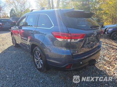 2018 Toyota Highlander XLE - zdjęcie 2 z 29 - miniatura