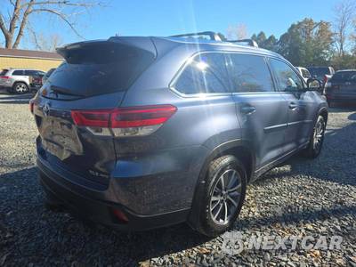 2018 Toyota Highlander XLE - zdjęcie 3 z 29 - miniatura