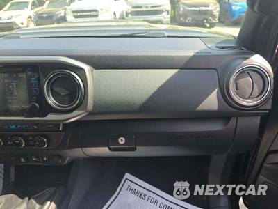 2019 Toyota Tacoma TRD Pro Crew Cab Medium Bed - zdjęcie 19 z 22 - miniatura