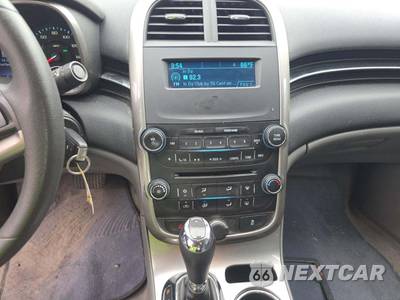 2014 Chevrolet Malibu LS 1LS - zdjęcie 10 z 24 - miniatura