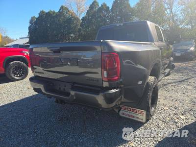 2025 Ram 3500 Laramie Extended Crew Cab Medium Bed DRW - zdjęcie 3 z 24 - miniatura