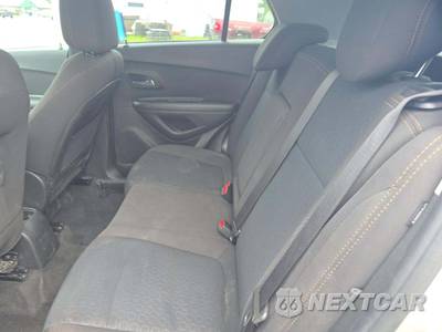 2020 Chevrolet Trax LS 1LS - zdjęcie 13 z 32 - miniatura