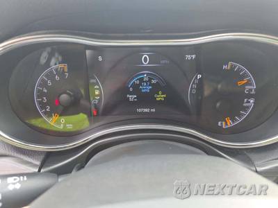2019 Jeep Grand Cherokee Limited - zdjęcie 9 z 31 - miniatura
