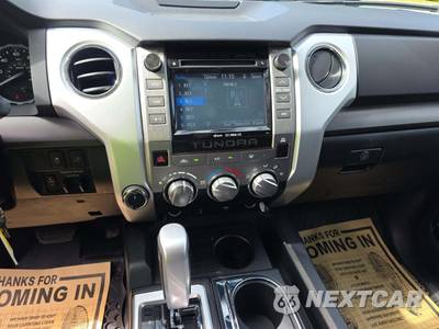 2018 Toyota Tundra SR5 Crew Cab Short Bed - zdjęcie 10 z 23 - miniatura
