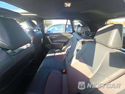 2021 Toyota RAV4 Prime XSE - zdjęcie 13 z 22 - miniatura