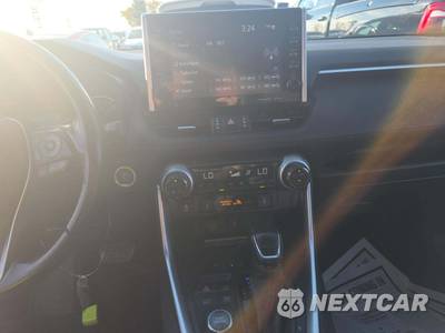 2021 Toyota RAV4 Prime XSE - zdjęcie 10 z 22 - miniatura