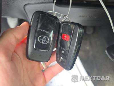 2020 Toyota Corolla Hatchback XSE - zdjęcie 8 z 27 - miniatura