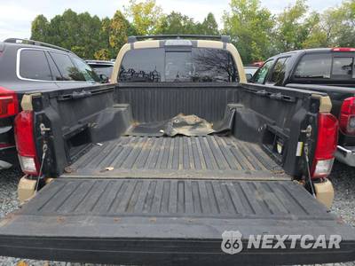 2017 Toyota Tacoma TRD Sport Crew Cab Medium Bed - zdjęcie 14 z 28 - miniatura