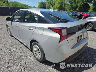 2019 Toyota Prius LE - zdjęcie 2 z 23 - miniatura