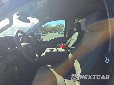 2023 Ford F-150 XLT Crew Cab Short Bed - zdjęcie 6 z 22 - miniatura