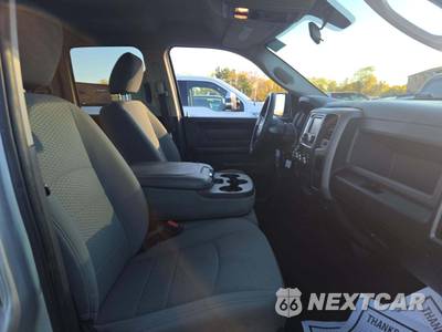 2017 Ram 1500 Express Extended Cab Medium Bed - zdjęcie 18 z 30 - miniatura
