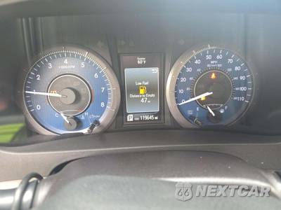 2018 Toyota Sienna LE 8-Passenger 119.3" WB - zdjęcie 9 z 24 - miniatura