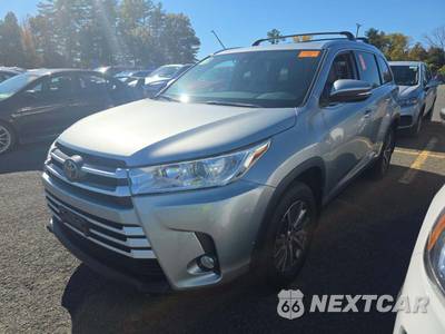 2019 Toyota Highlander XLE - zdjęcie 1 z 25 - miniatura