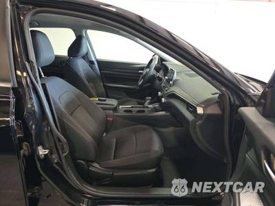 2025 Nissan Altima SV - zdjęcie 18 z 23 - miniatura