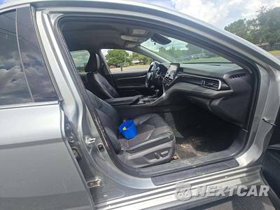 2022 Toyota Camry XSE - zdjęcie 18 z 20 - miniatura