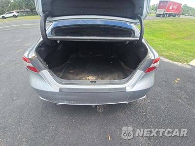 2022 Toyota Camry XSE - zdjęcie 14 z 20 - miniatura