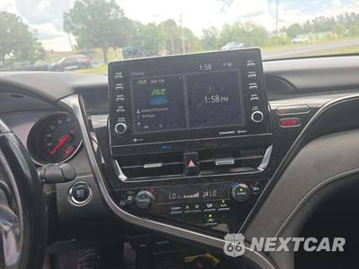 2022 Toyota Camry XSE - zdjęcie 10 z 20 - miniatura