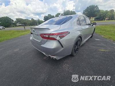 2022 Toyota Camry XSE - zdjęcie 3 z 20 - miniatura