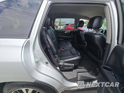2018 Nissan Pathfinder SL - zdjęcie 17 z 23 - miniatura