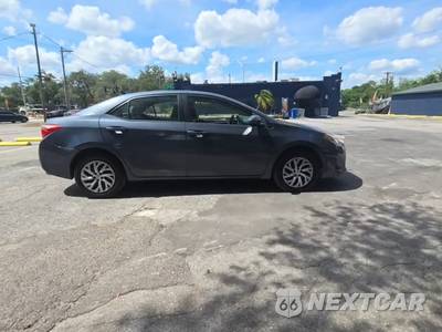 2018 Toyota Corolla LE Sedan - zdjęcie 5 z 27 - miniatura