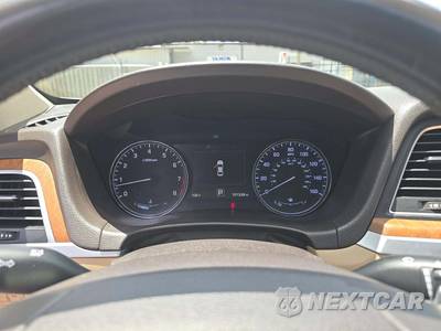 2015 Hyundai Genesis 3.8 Sedan - zdjęcie 9 z 22 - miniatura