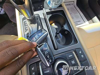 2015 Hyundai Genesis 3.8 Sedan - zdjęcie 8 z 22 - miniatura