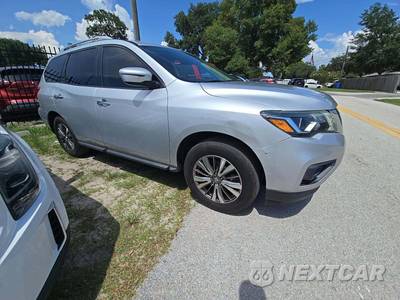 2019 Nissan Pathfinder SV - zdjęcie 4 z 25 - miniatura
