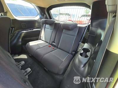 2019 Nissan Pathfinder SV - zdjęcie 14 z 25 - miniatura