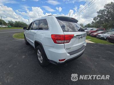 2013 Jeep Grand Cherokee Laredo - zdjęcie 2 z 27 - miniatura