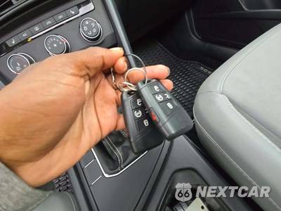 2022 Volkswagen Taos SE - zdjęcie 8 z 21 - miniatura