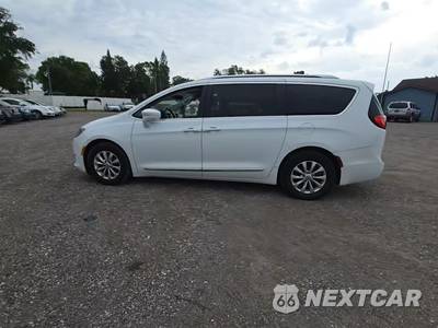2018 Chrysler Pacifica Touring L 121.6" WB - zdjęcie 3 z 29 - miniatura