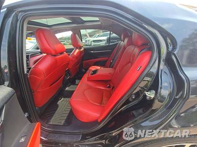 2020 Toyota Camry XSE - zdjęcie 13 z 22 - miniatura