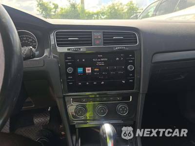 2019 Volkswagen Golf 1.4T SE - zdjęcie 10 z 25 - miniatura