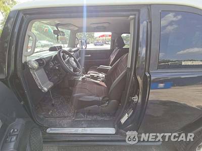 2008 Toyota FJ Cruiser w/Rear Doors - zdjęcie 3 z 18 - miniatura