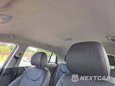 2018 Hyundai Ioniq Plug-In Hybrid Limited - zdjęcie 11 z 24 - miniatura
