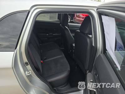 2024 Mitsubishi Outlander Sport 2.0 SE w/Rear Seat Alert - zdjęcie 16 z 22 - miniatura