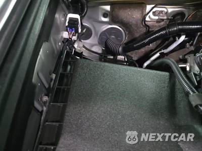 2019 Toyota 4Runner SR5 - zdjęcie 22 z 23 - miniatura