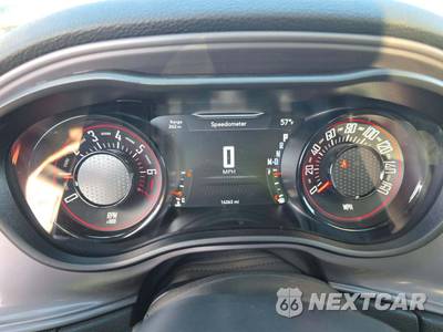 2023 Dodge Challenger SXT - zdjęcie 9 z 20 - miniatura