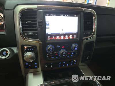 2016 Ram 1500 Laramie Crew Cab Short Bed - zdjęcie 10 z 22 - miniatura