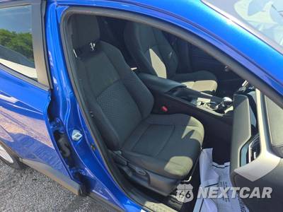 2020 Toyota C-HR LE - zdjęcie 18 z 21 - miniatura