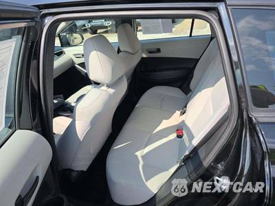2026 Toyota Corolla Cross L - zdjęcie 13 z 21 - miniatura