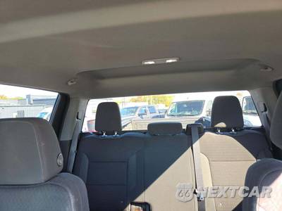 2022 Chevrolet Silverado 3500HD LT Crew Cab Long Bed 1LT - zdjęcie 10 z 20 - miniatura