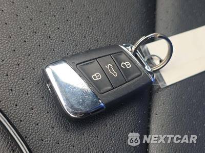 2021 Volkswagen Atlas Cross Sport V6 SE - zdjęcie 8 z 25 - miniatura