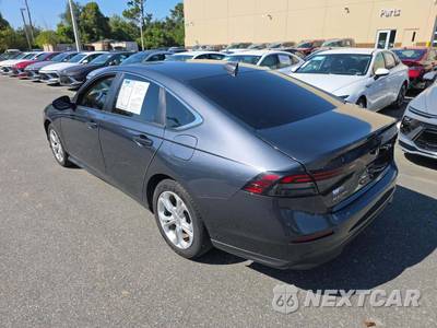 2023 Honda Accord Sedan LX - zdjęcie 2 z 22 - miniatura