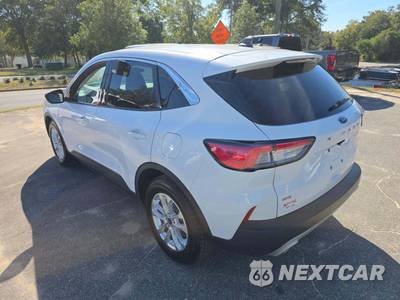 2022 Ford Escape SE - zdjęcie 2 z 21 - miniatura